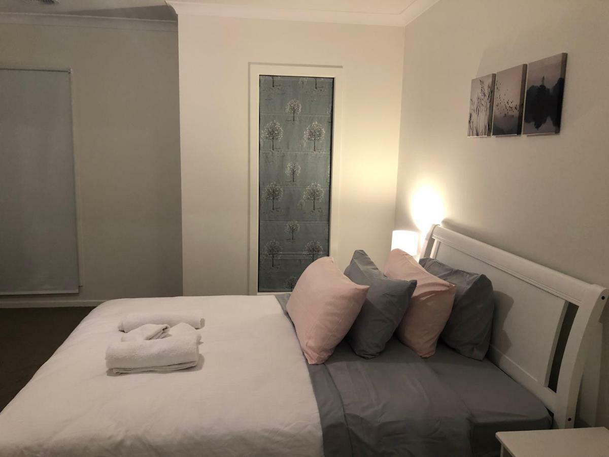 Apple House Tarneit North Apartment Екстериор снимка